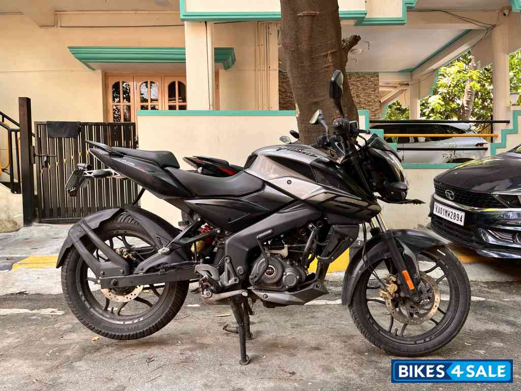 Bajaj Pulsar NS 160