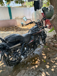 Bajaj Avenger Street 220