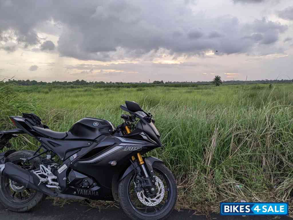Dark Knight (low Gloss/matt Bl Yamaha R15 V4
