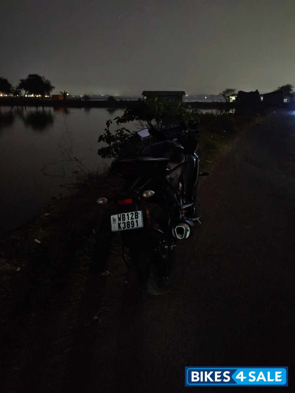 Dark Knight (low Gloss/matt Bl Yamaha R15 V4