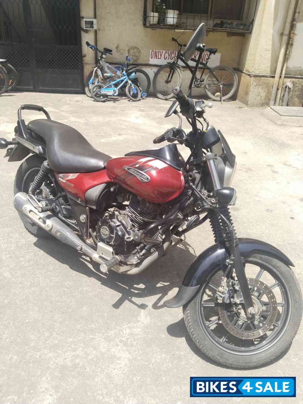 Bajaj Avenger Street 160
