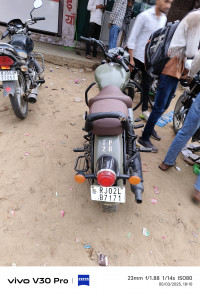 Royal Enfield Classic 350 Dual Channel BS6 2023 Model