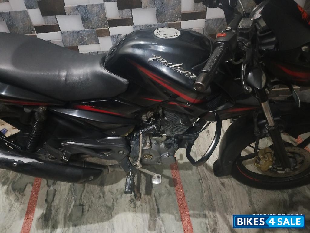 Bajaj Pulsar 135LS