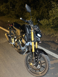 Black Yamaha MT-15 Ver 2.0