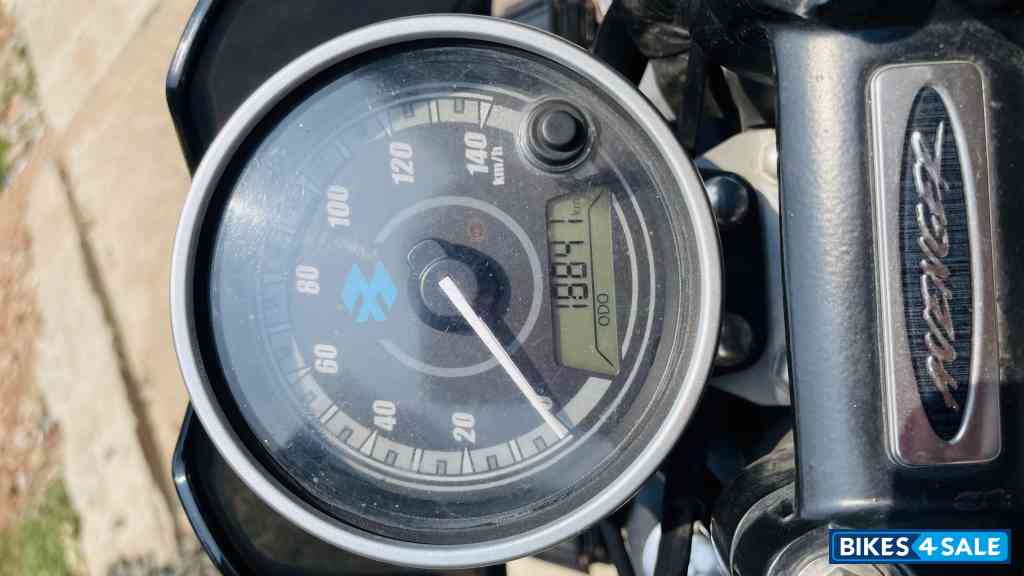 Bajaj Avenger Street 160