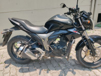 Black Suzuki Gixxer 150
