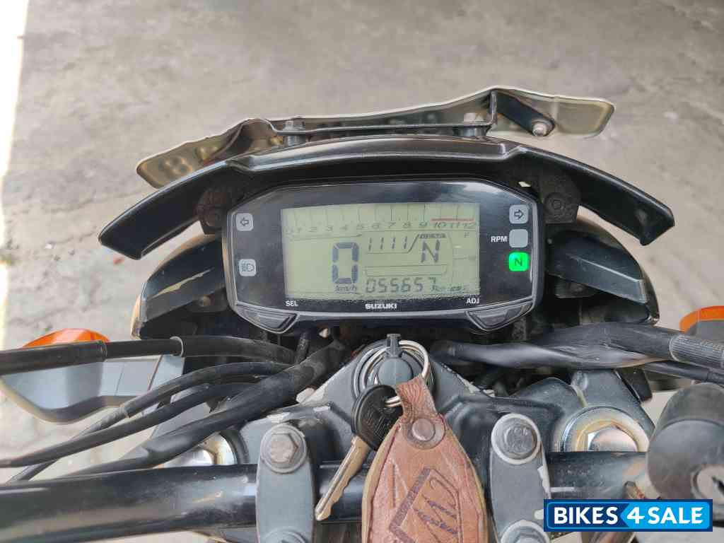 Black Suzuki Gixxer 150