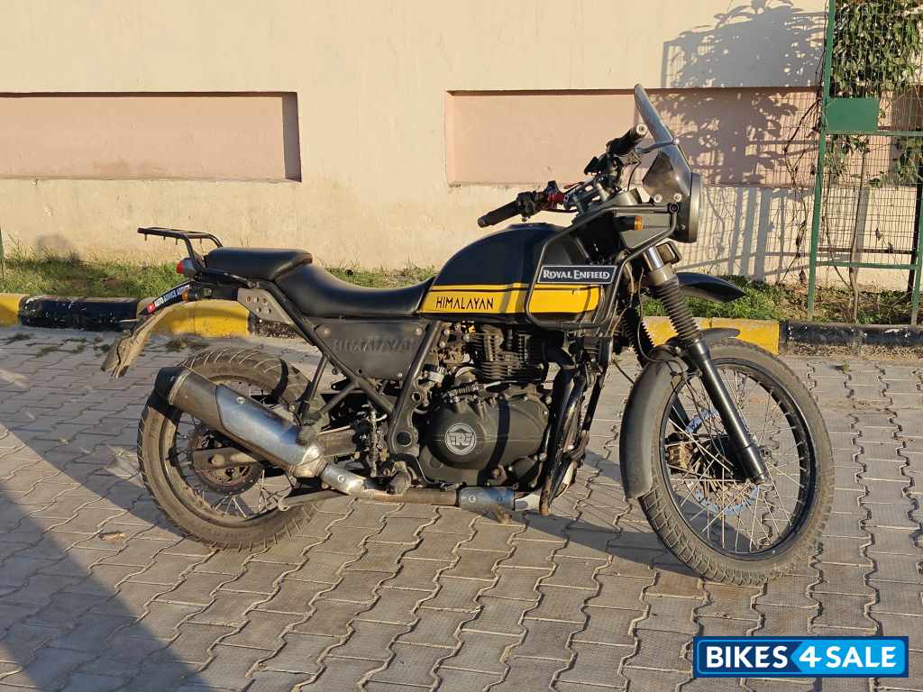 Black Royal Enfield Himalayan