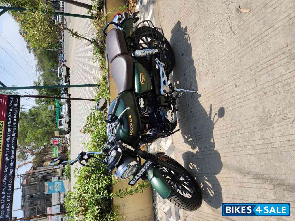 Matte Green Honda Hness CB 350