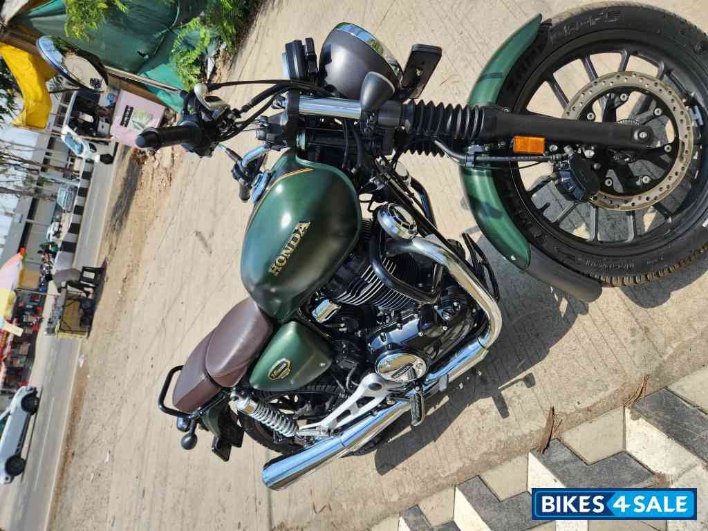 Matte Green Honda Hness CB 350