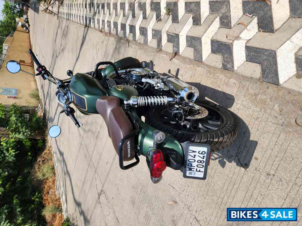 Matte Green Honda Hness CB 350