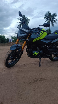 Shooting Night Star Hero Xtreme 160R 4V Pro