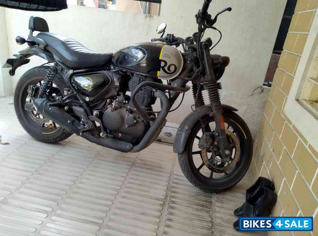Royal Enfield Hunter 350 Metro