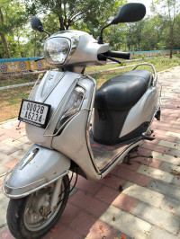 Silver Suzuki Access 125