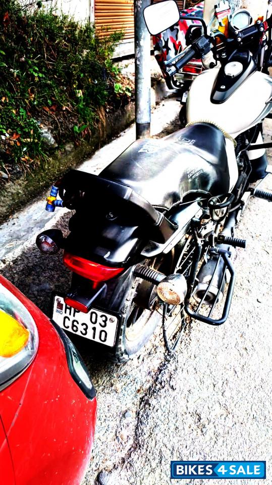 Bajaj Avenger 220 DTS-i