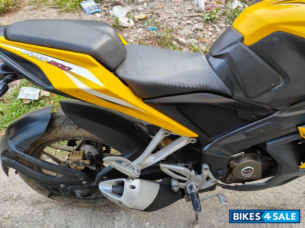Yellow & Black Bajaj Pulsar RS 200