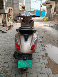Bajaj Chetak Premium