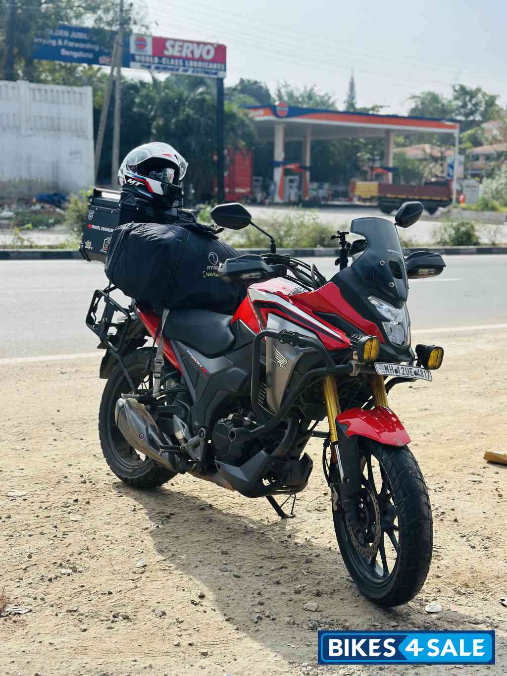 Honda CB200X