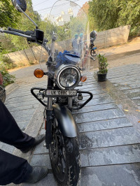 Black Royal Enfield Meteor 350 Stellar