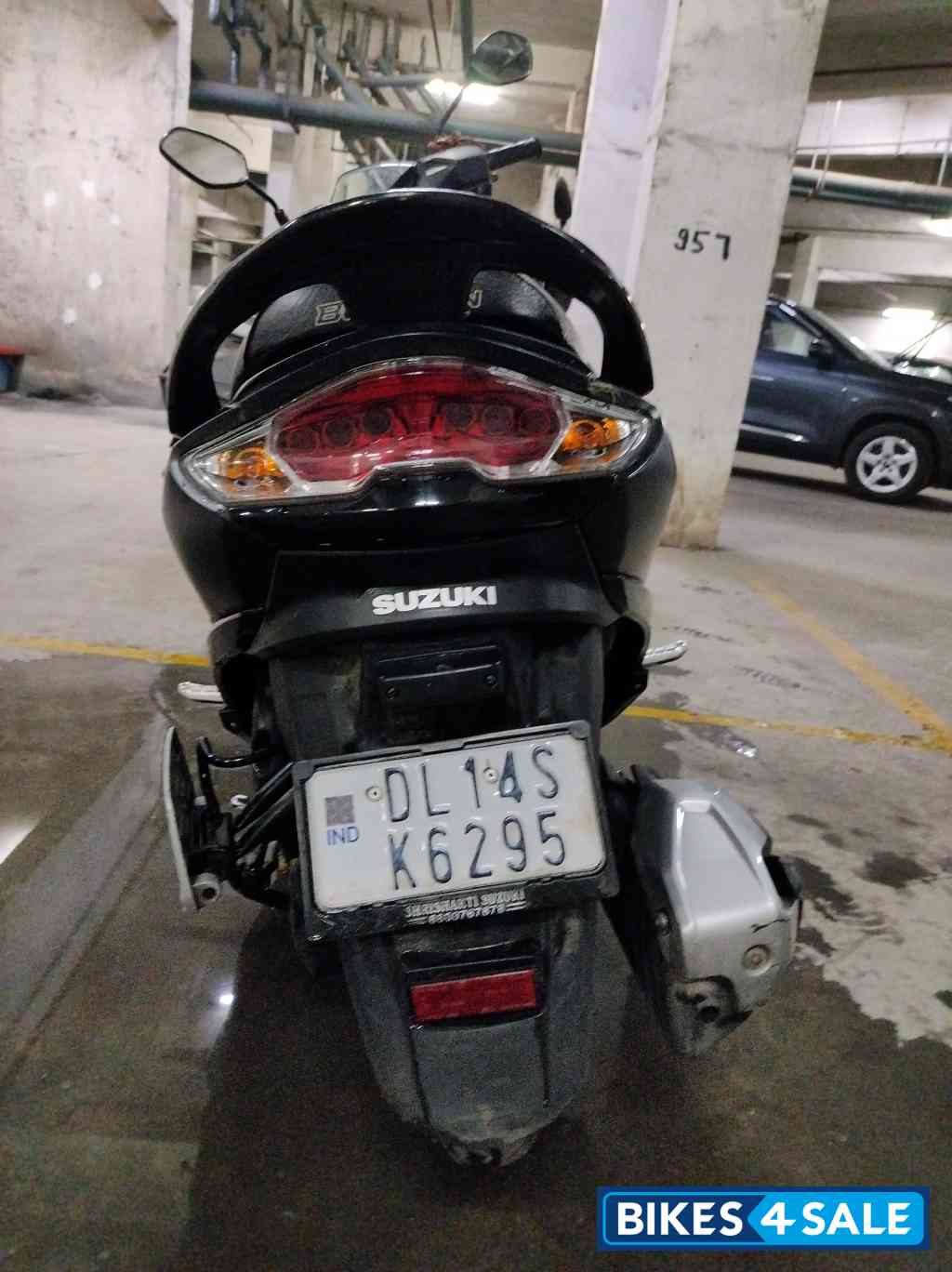 Suzuki Burgman Street Suzuki Burgman Street