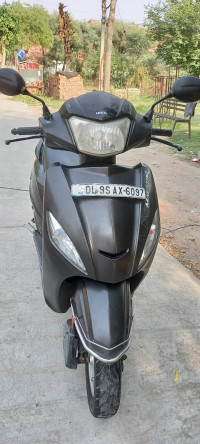 Hero Maestro Edge 110 100 Million Edition