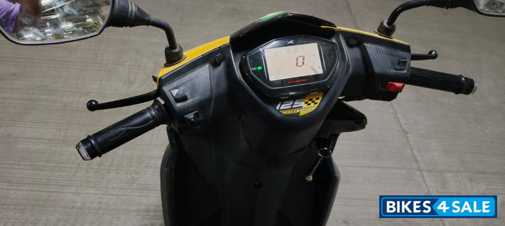 Yellow Black TVS NTORQ 125 BS6