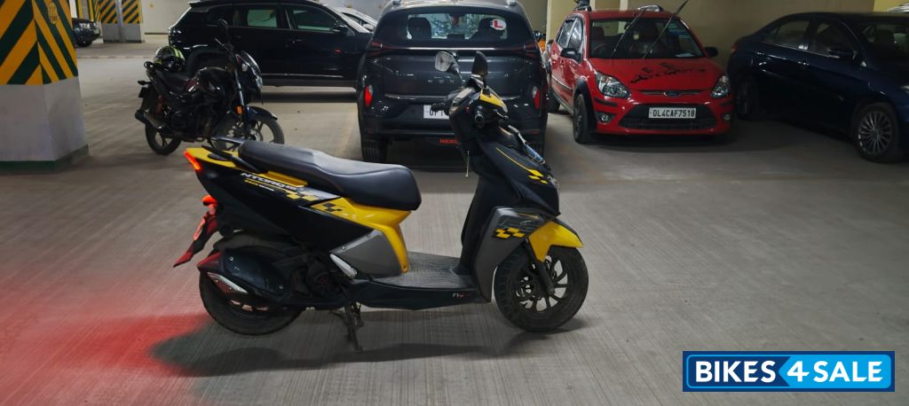 Yellow Black TVS NTORQ 125 BS6