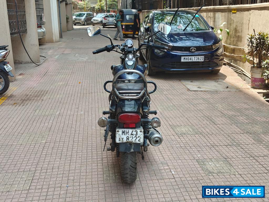Blue Bajaj Avenger Street 150 Blue Bajaj Avenger Street 150