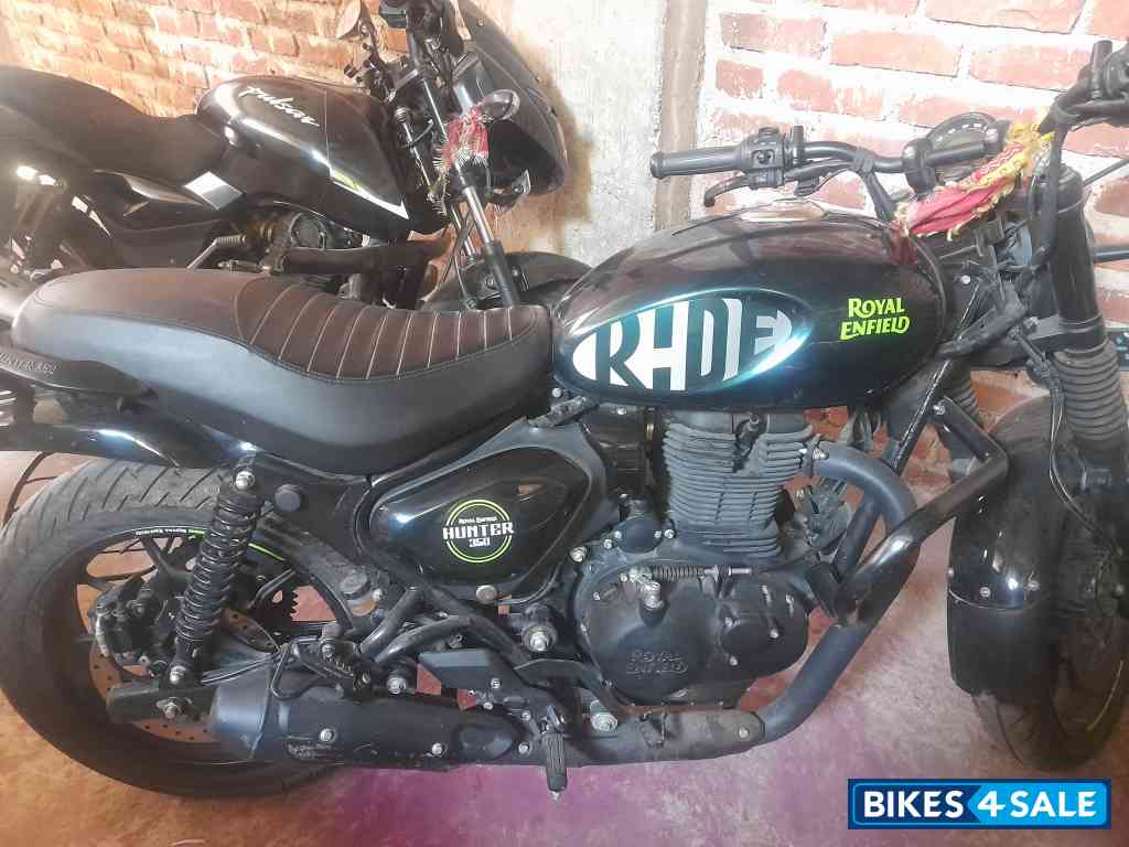 Light Green Royal Enfield Hunter 350 Retro