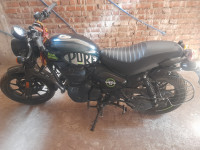 Light Green Royal Enfield Hunter 350 Retro