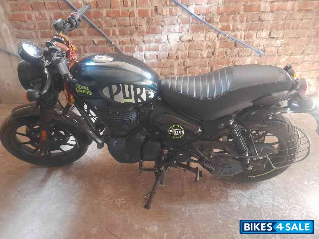 Light Green Royal Enfield Hunter 350 Retro
