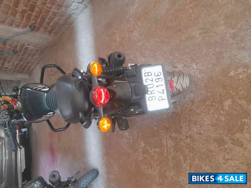 Light Green Royal Enfield Hunter 350 Retro