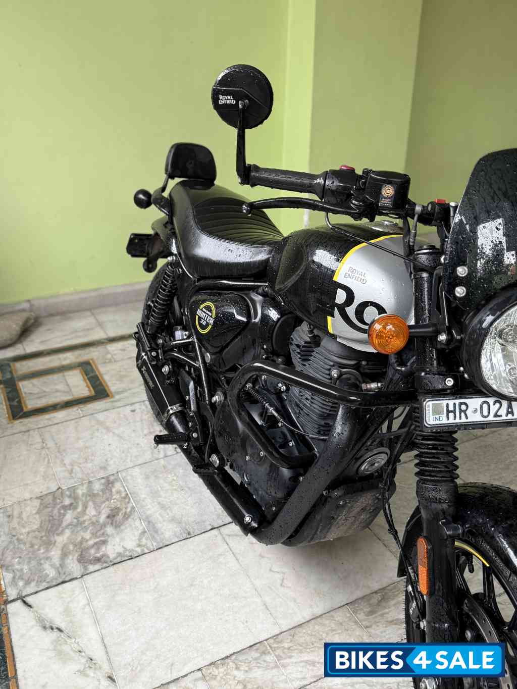 Rebel Black Royal Enfield Hunter 350 Metro Rebel Black Royal Enfield Hunter 350 Metro