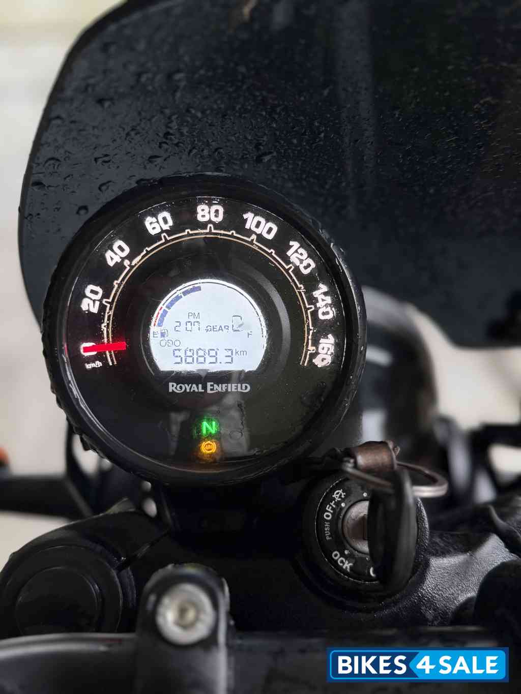 Rebel Black Royal Enfield Hunter 350 Metro Rebel Black Royal Enfield Hunter 350 Metro