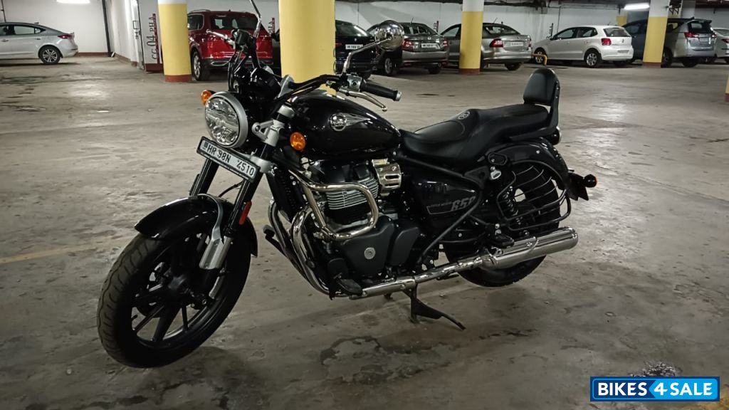 Royal Enfield Super Meteor 650