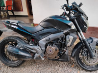 Matte Black Bajaj Dominar 400