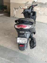 Suzuki Burgman Street