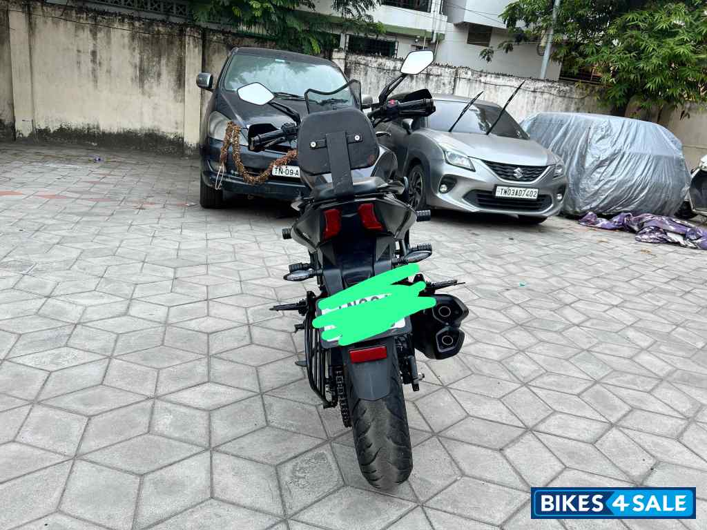 Charcoal Black Bajaj Dominar 400 Disc Charcoal Black Bajaj Dominar 400 Disc