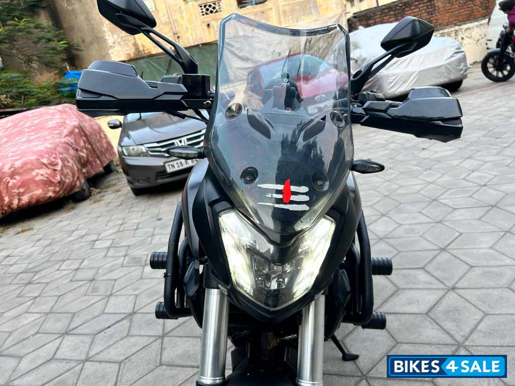 Charcoal Black Bajaj Dominar 400 Disc Charcoal Black Bajaj Dominar 400 Disc