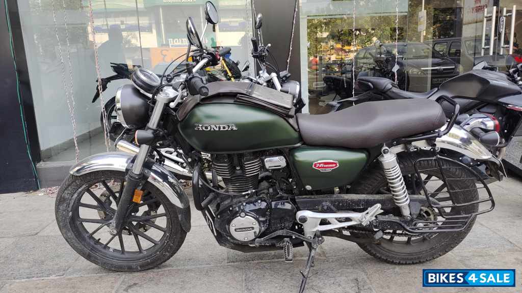 Honda CB350 DLX