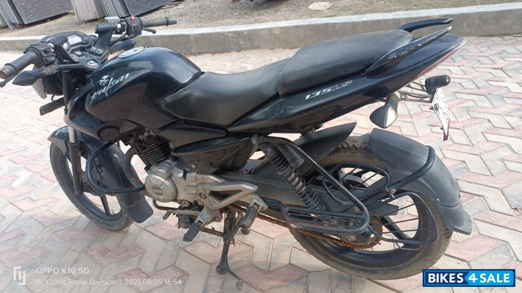 Bajaj Pulsar 135LS