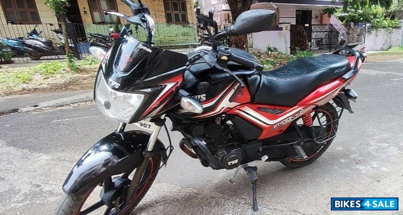 Red TVS Star City Plus