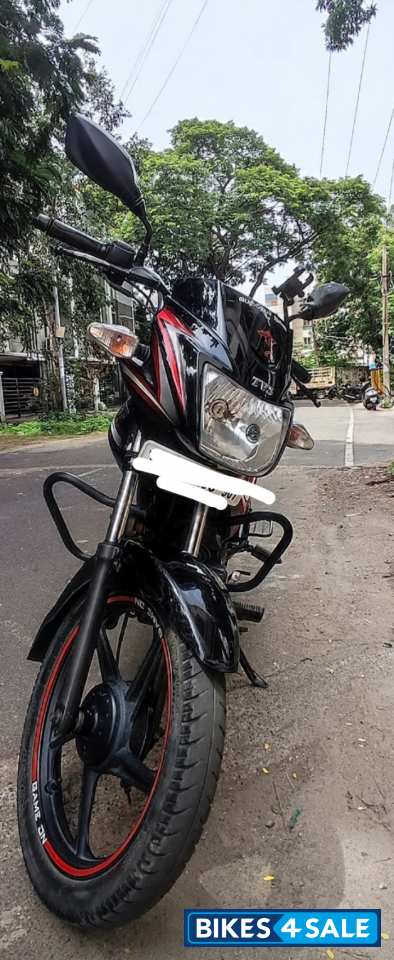 Red TVS Star City Plus