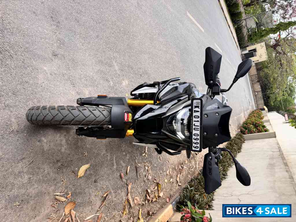 Black BMW G 310 GS BS6