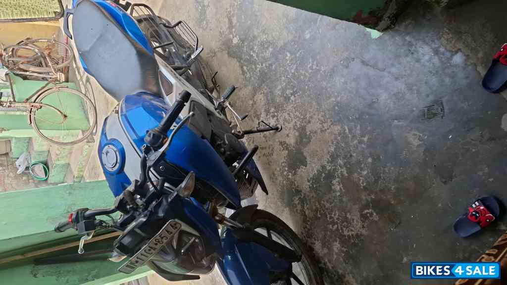 Blue TVS Apache RTR 160 4V BS6