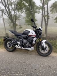 Triumph Trident 660
