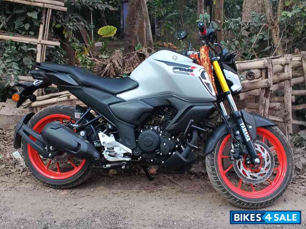 Ice Fluo-vermillion Yamaha FZ-S FI Ver 4.0