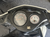 White Honda Dio Standard