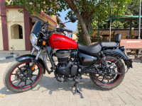 Royal Enfield Meteor 350 Fireball 2023 Model