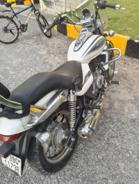 White Bajaj Avenger Cruise 220